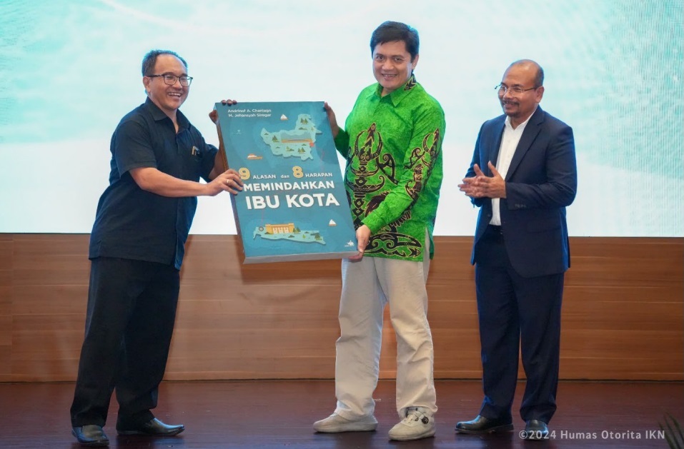 Peluncuran Buku Pemindah Ibu Kota