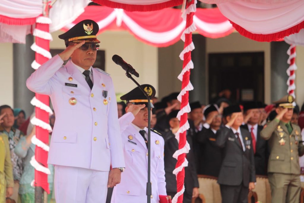 Hermon Pimpin Upacara Hut Ri Ke 79