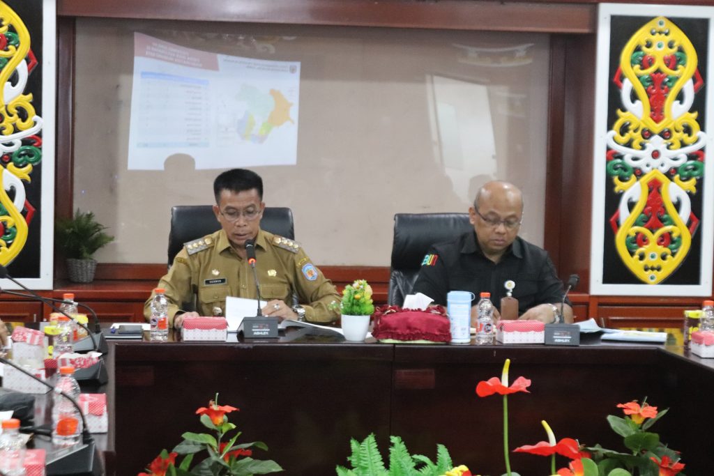 Hermon Pimpinan Rapat Pengembangan Lahan Padi Gogo Di Mura