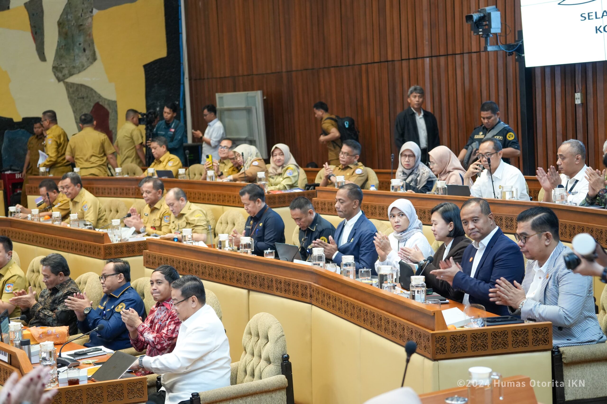 Rapat Dengar Pendapat Komisi Ii Dpr Ri, Di Kompleks Parlemen, Jakarta