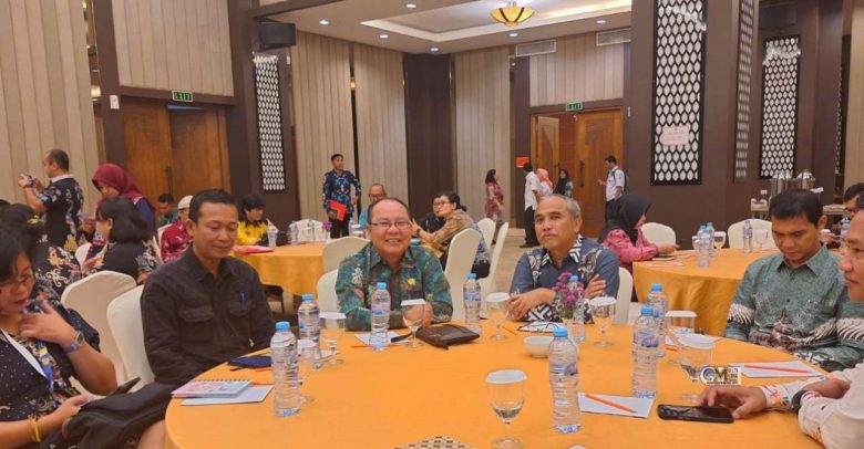 Kadis Kominfo Sp Mura, Agus Sumady Menghadiri Rapat Koordinasi Pejabat Pengelola Informasi Dan Dokumentasi (ppid) Se Kalteng Tahun 2024