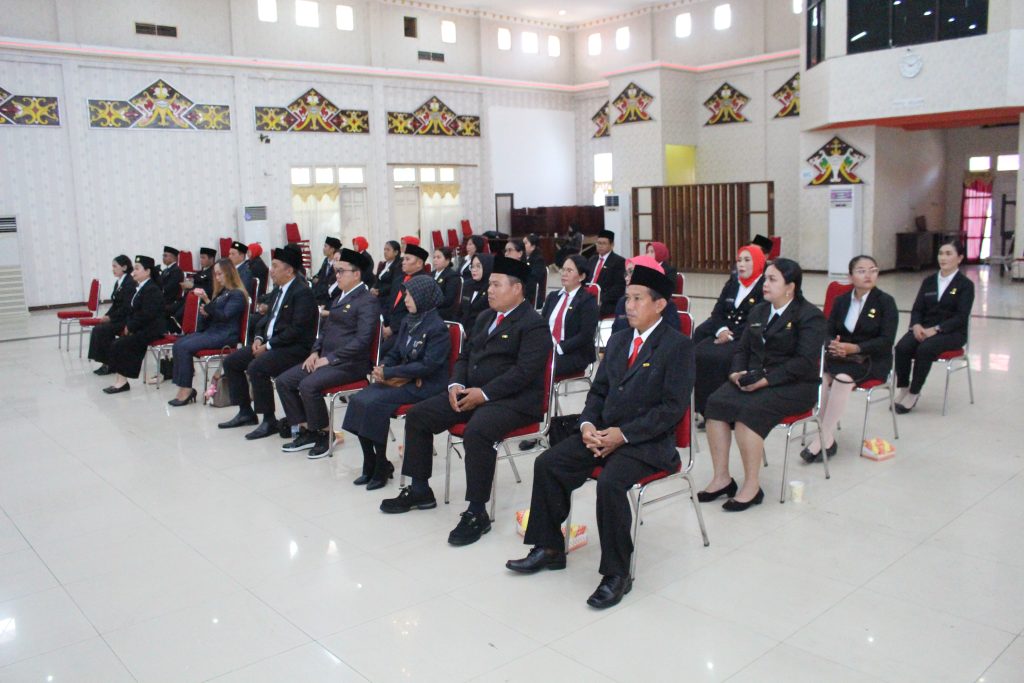 Penerima Tanda Kehormatan Republik Indonesia Satyalancana Karya Satya (slks) Asn Mura