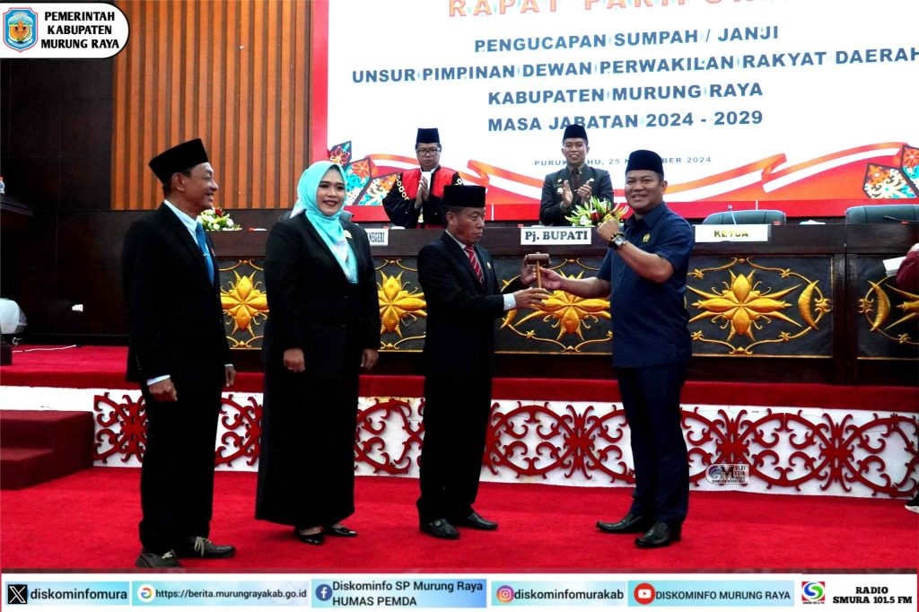 Pj Bupati Mura Hadiri Pelantikan Ketua Definitif Dprd Mura