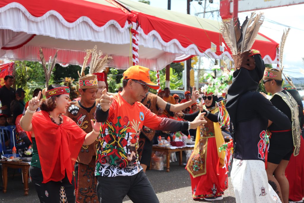 Karnawal Budaya Hari Jadi Pemkab Mura