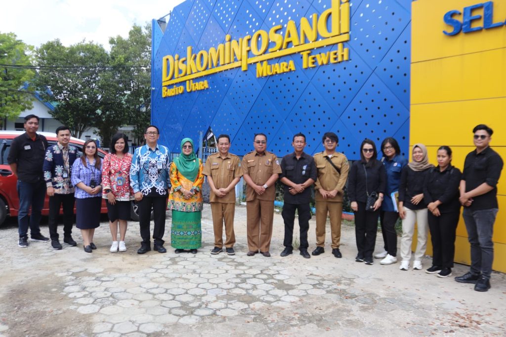 Visitasi Monitoring Dan Evaluasi (monev) Dalam Rangka Keterbukaan Informasi Publik 2024, di Aula Diskominfosandi Kab. Barito Utara, Selasa 24/9/2024 (ist)