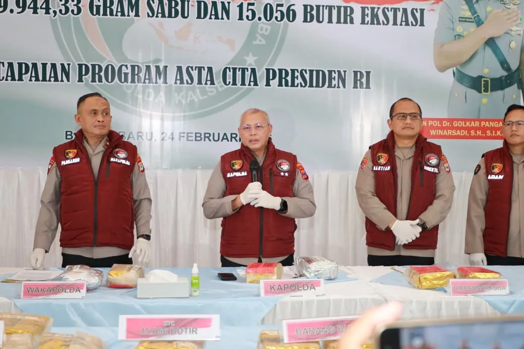 Polda Kalsel Gagalkan Peredaran 29,9 Kg Sabu Dan 15.056 Butir Ekstasi 2