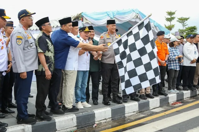 Gubernur Agustiar Sabran Saat Pelepasan Program Angkutan Mudik Gratis Lebaran 1447 Hijriah