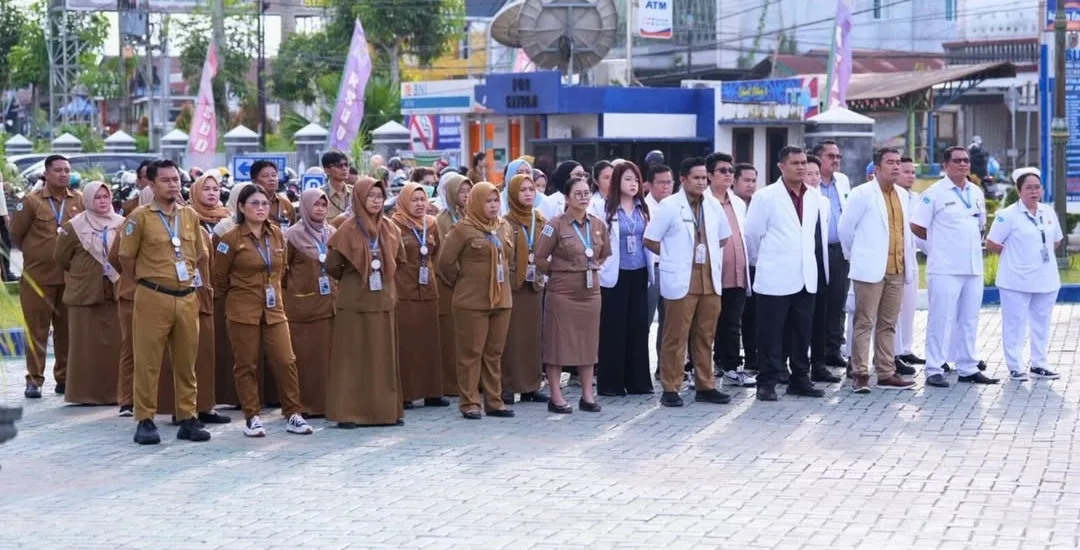 Tenaga Kesehatan Dan Pegawai Rumah Sakit Muara Teweh