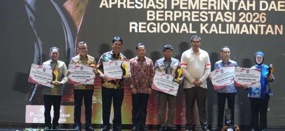 Barito Utara Dinobatkan Sebagai Peringkat I Kategori Penurunan Tingkat Pengangguran Dalam Ajang Bergengsi Apresiasi Pemerintah Daerah Berprestasi 2026 Regional Kalimantan 2