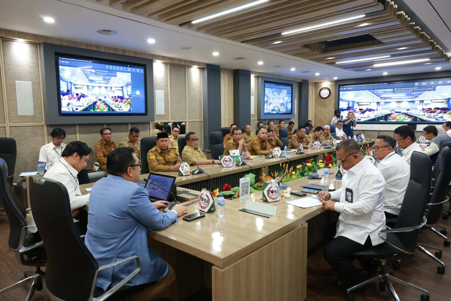 Bupati Batola Menghadiri Rapat Koordinasi Bersama Direktorat Jenderal Bina Marga Kementerian Pekerjaan Umum, Jakarta