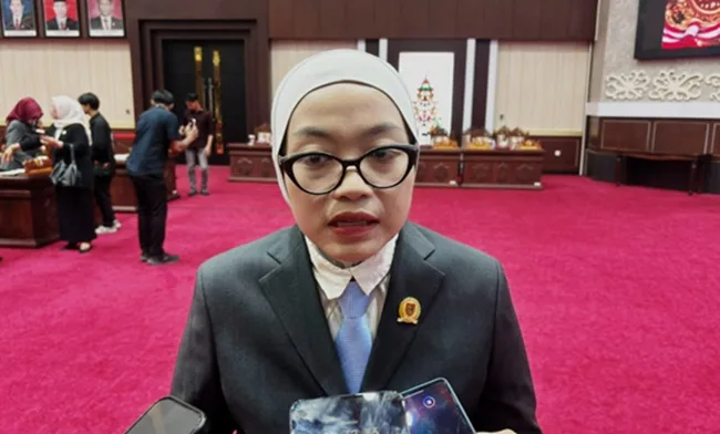 Wakil Ketua I Dprd Provinsi Kalimantan Tengah, Riska Agustin