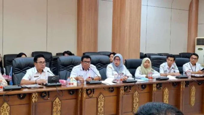Dinas Nakertranskop Ukm Barito Utara Rapat Dengar Pendapat (rdp) Dengan Dprd Terkait Pembangunan Kdmp 55 Unit Di Barito Utara
