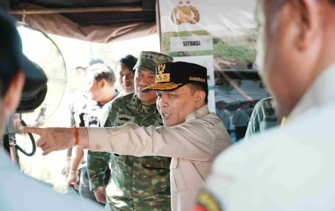 Gubernur Kalimantan Tengah Agustiar Sabran, Meninjau Posko Penanganan Kebakaran Hutan Dan Lahan (karhutla) Di Kabupaten Pulang Pisau