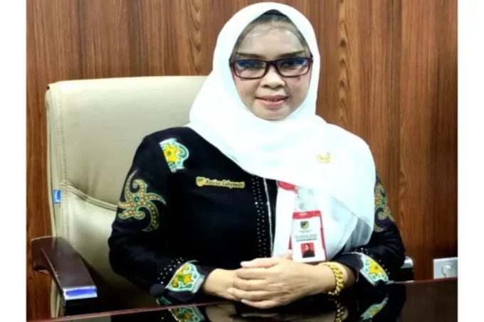 Hj Annisa Cahyawati