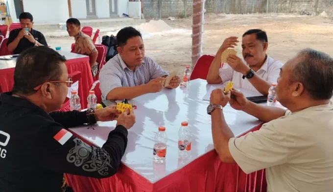 Peserta Lomba Domino Antar Jurnalis Di Selenggarakan Smsi Kalteng