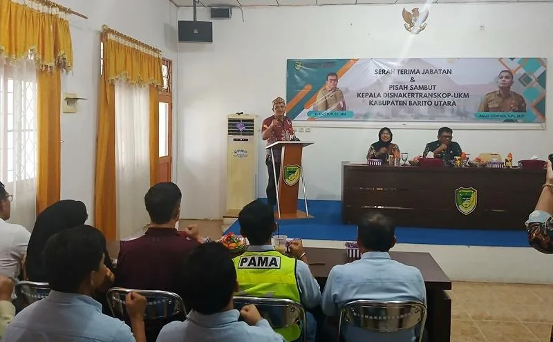 Sertijab Kadis Nakertranskop Ukm Barut Agus Siswadi Siap Lanjutkan Pengabdian Dan Perkuat Pelayanan