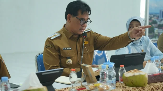 Bupati Barito Utara, H. Shalahuddin, Memimpin Langsung Rapat Koordinasi (rakor) Penanganan Kebakaran Hutan Dan Lahan (karhutla) Di Wilayah Kecamatan Teweh Selatan, Kabupaten Barito Utara